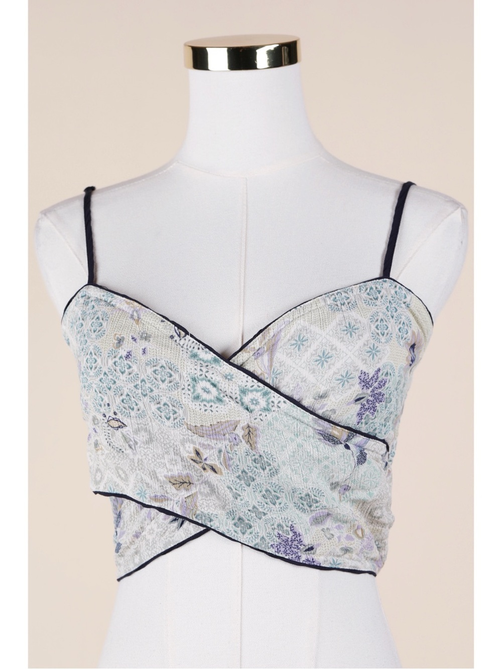 Sz S Promesa Pastel Boho Crinkle Gauze Wrap Cropped Spaghetti Strap Tank NWOT